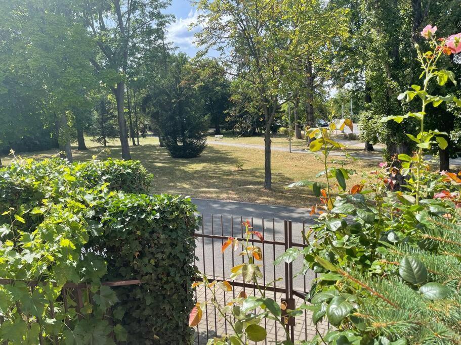 Apartment Bajecne Ve S Bazenem A Terasou. Prague